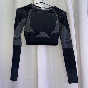 Gym Shark Cropped Long Sleeve